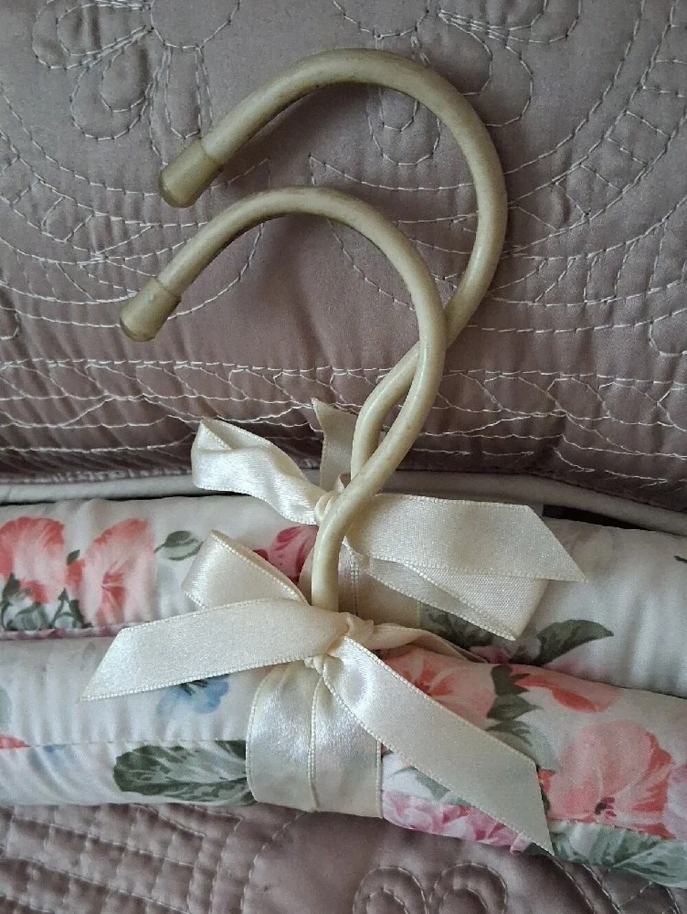 Vintage Padded Satin Hangers